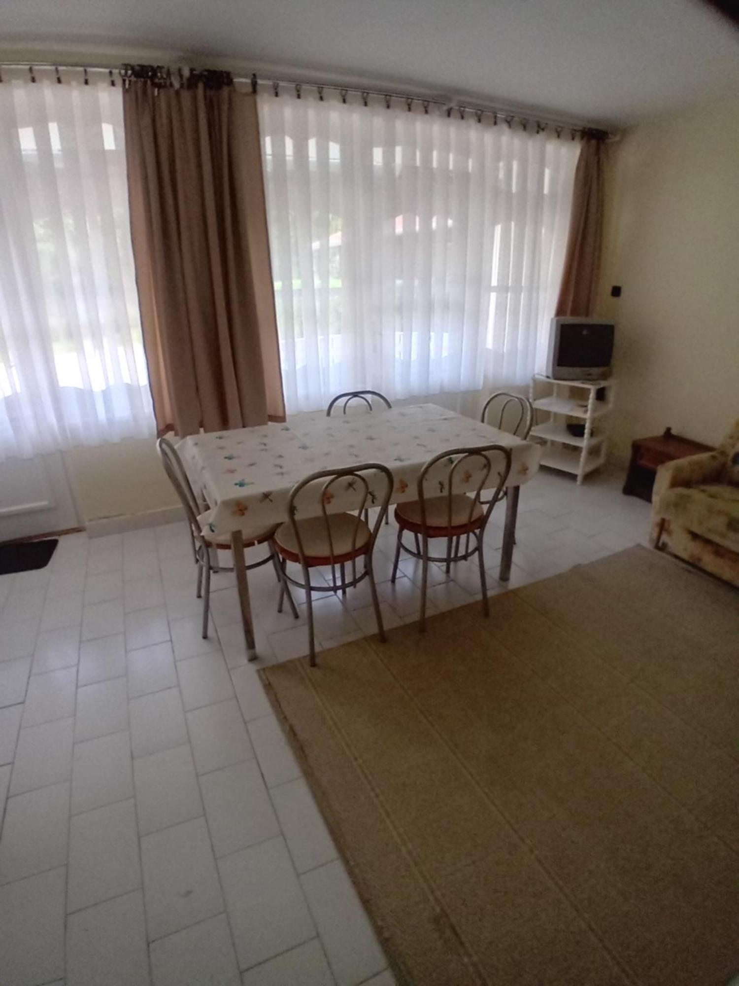 Bodahegyi Ut Apartman Zalakaros Exteriör bild